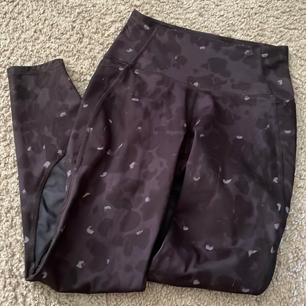Womens animal print leggings